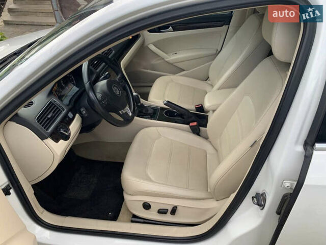 Белый Фольксваген Пассат, объемом двигателя 2 л и пробегом 114 тыс. км за 12000 $, фото 5 на Automoto.ua