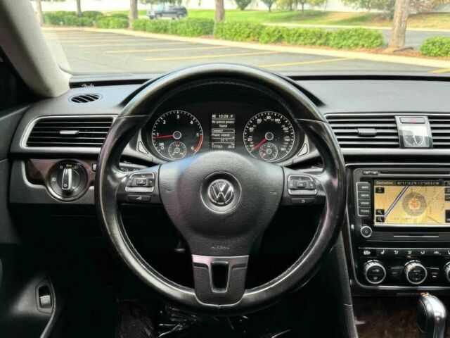 Білий Фольксваген Пассат, об'ємом двигуна 2 л та пробігом 88 тис. км за 4000 $, фото 7 на Automoto.ua