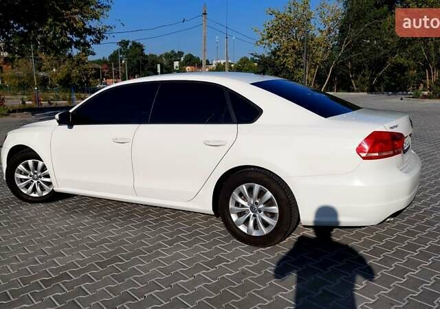 Белый Фольксваген Пассат, объемом двигателя 1.8 л и пробегом 136 тыс. км за 9999 $, фото 14 на Automoto.ua