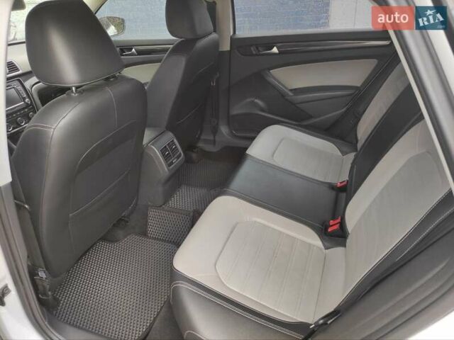 Белый Фольксваген Пассат, объемом двигателя 1.8 л и пробегом 283 тыс. км за 9700 $, фото 17 на Automoto.ua