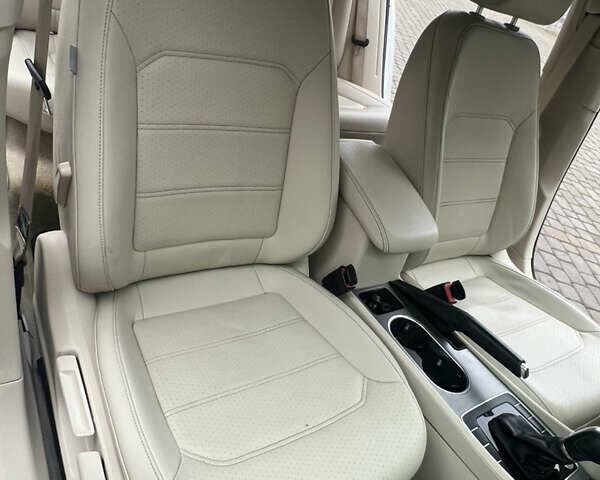 Білий Фольксваген Пассат, об'ємом двигуна 1.97 л та пробігом 284 тис. км за 10550 $, фото 24 на Automoto.ua