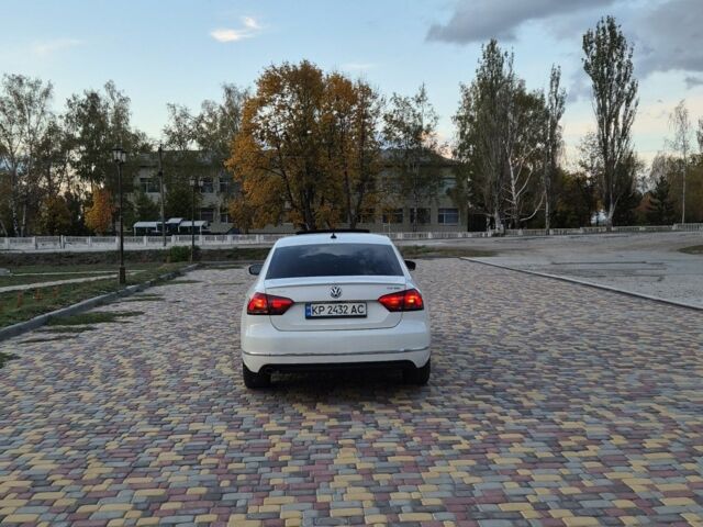 Білий Фольксваген Пассат, об'ємом двигуна 2 л та пробігом 160 тис. км за 11800 $, фото 16 на Automoto.ua