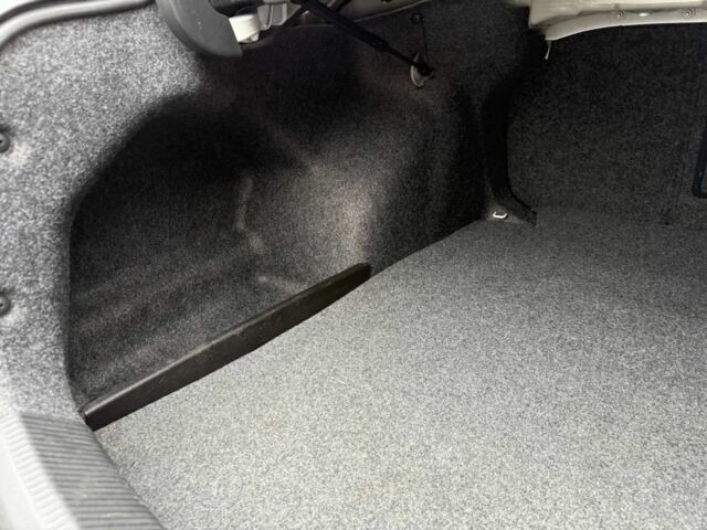 Белый Фольксваген Пассат, объемом двигателя 2 л и пробегом 152 тыс. км за 12350 $, фото 21 на Automoto.ua