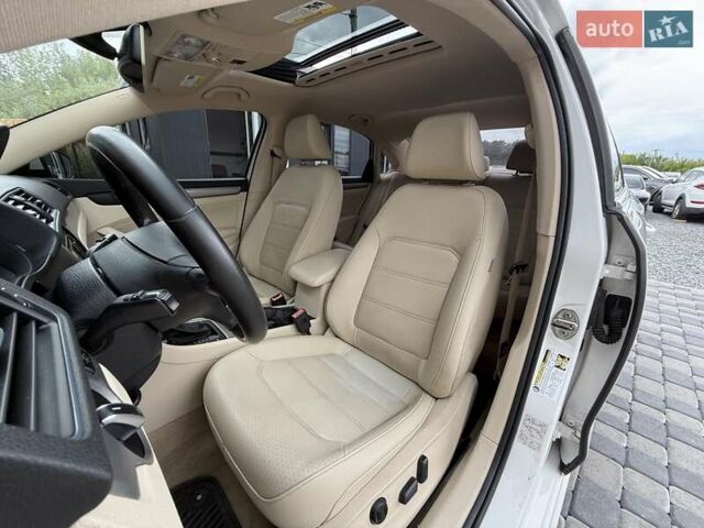 Белый Фольксваген Пассат, объемом двигателя 1.8 л и пробегом 204 тыс. км за 9900 $, фото 44 на Automoto.ua