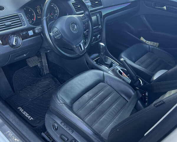 Белый Фольксваген Пассат, объемом двигателя 2 л и пробегом 197 тыс. км за 13200 $, фото 11 на Automoto.ua