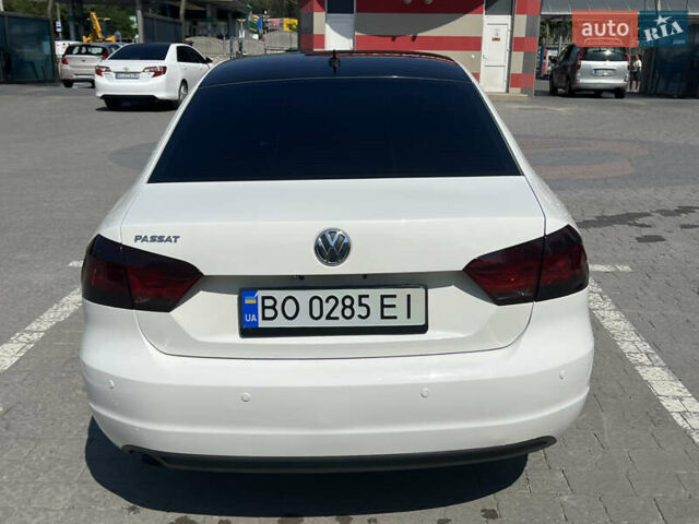 Белый Фольксваген Пассат, объемом двигателя 2.47 л и пробегом 184 тыс. км за 9500 $, фото 2 на Automoto.ua