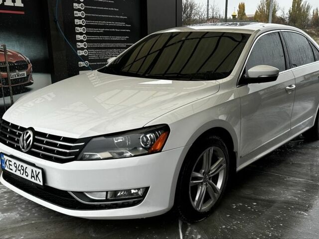 Белый Фольксваген Пассат, объемом двигателя 2 л и пробегом 239 тыс. км за 12300 $, фото 2 на Automoto.ua