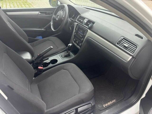 Білий Фольксваген Пассат, об'ємом двигуна 0 л та пробігом 177 тис. км за 11675 $, фото 3 на Automoto.ua