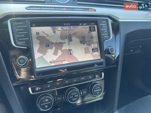 Белый Фольксваген Пассат, объемом двигателя 1.97 л и пробегом 309 тыс. км за 16500 $, фото 9 на Automoto.ua