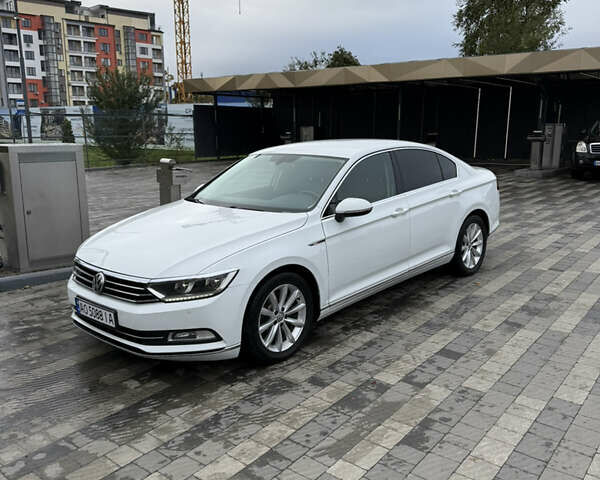 Белый Фольксваген Пассат, объемом двигателя 1.97 л и пробегом 219 тыс. км за 19300 $, фото 15 на Automoto.ua