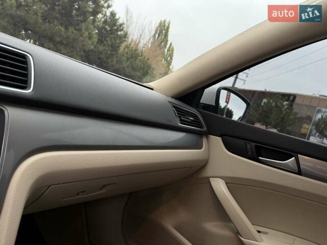 Білий Фольксваген Пассат, об'ємом двигуна 1.8 л та пробігом 148 тис. км за 10300 $, фото 20 на Automoto.ua