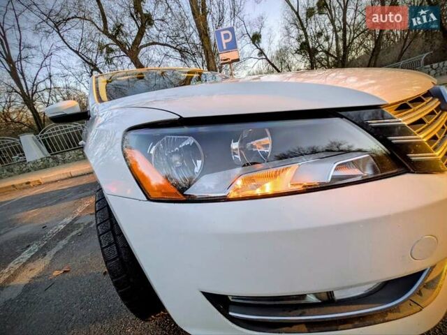 Білий Фольксваген Пассат, об'ємом двигуна 1.8 л та пробігом 190 тис. км за 9500 $, фото 5 на Automoto.ua