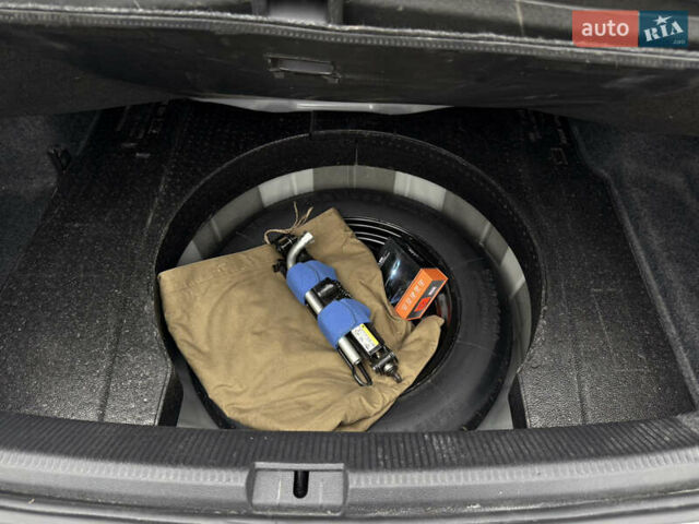 Білий Фольксваген Пассат, об'ємом двигуна 1.8 л та пробігом 148 тис. км за 10300 $, фото 29 на Automoto.ua