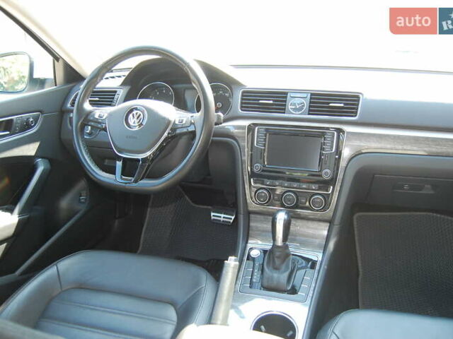 Белый Фольксваген Пассат, объемом двигателя 1.8 л и пробегом 123 тыс. км за 16000 $, фото 82 на Automoto.ua