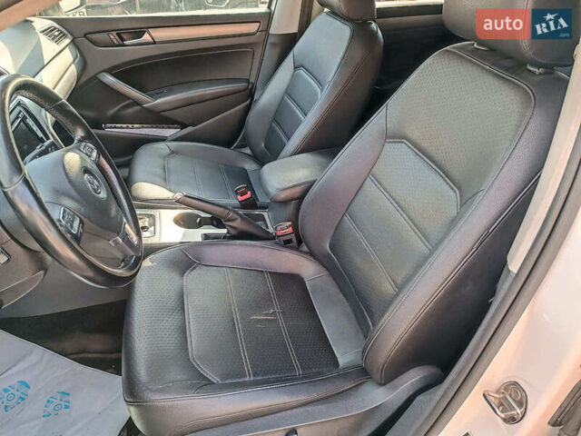 Белый Фольксваген Пассат, объемом двигателя 2 л и пробегом 232 тыс. км за 10990 $, фото 13 на Automoto.ua