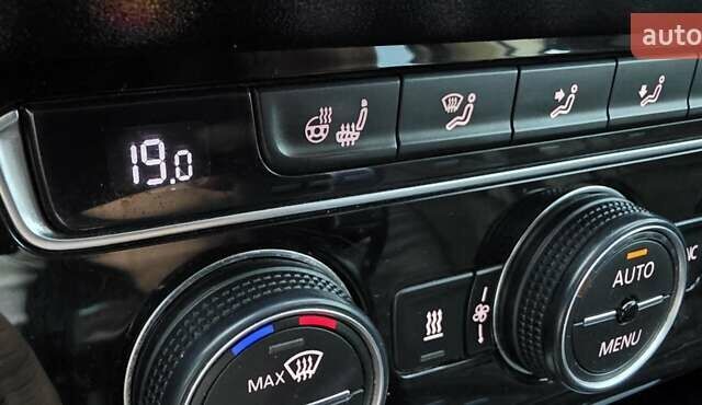 Белый Фольксваген Пассат, объемом двигателя 1.97 л и пробегом 235 тыс. км за 20000 $, фото 16 на Automoto.ua