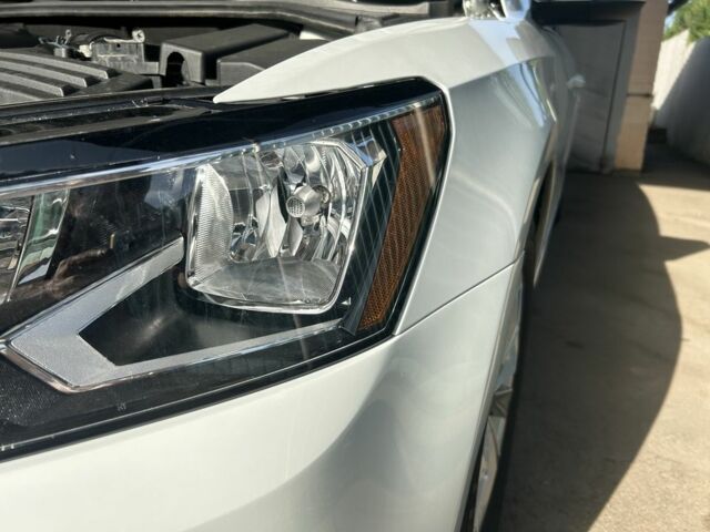 Білий Фольксваген Пассат, об'ємом двигуна 1.8 л та пробігом 165 тис. км за 12800 $, фото 22 на Automoto.ua