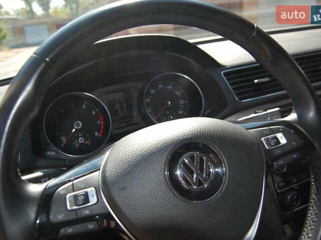 Белый Фольксваген Пассат, объемом двигателя 1.8 л и пробегом 123 тыс. км за 16000 $, фото 52 на Automoto.ua