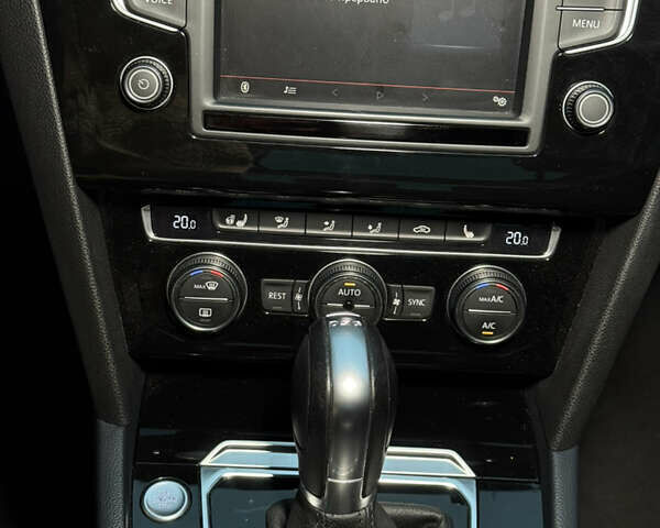 Белый Фольксваген Пассат, объемом двигателя 1.8 л и пробегом 130 тыс. км за 16900 $, фото 42 на Automoto.ua