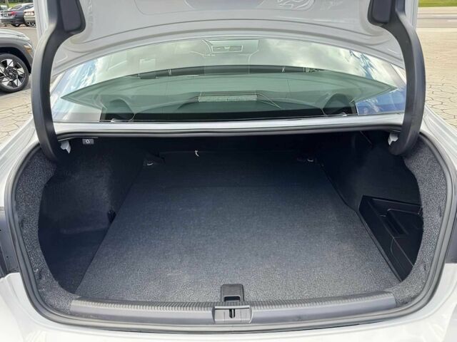 Белый Фольксваген Пассат, объемом двигателя 2 л и пробегом 80 тыс. км за 11000 $, фото 16 на Automoto.ua