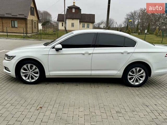 Белый Фольксваген Пассат, объемом двигателя 1.97 л и пробегом 195 тыс. км за 15800 $, фото 3 на Automoto.ua