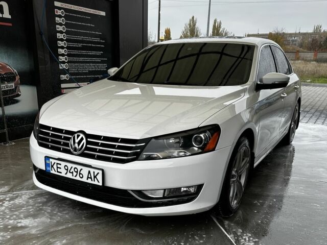 Белый Фольксваген Пассат, объемом двигателя 2 л и пробегом 239 тыс. км за 12300 $, фото 1 на Automoto.ua