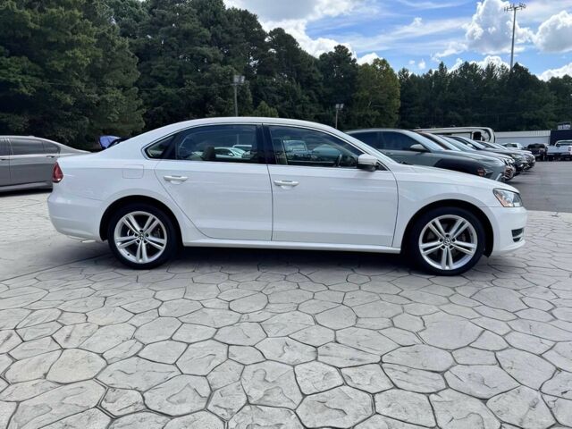 Белый Фольксваген Пассат, объемом двигателя 2 л и пробегом 80 тыс. км за 11000 $, фото 7 на Automoto.ua