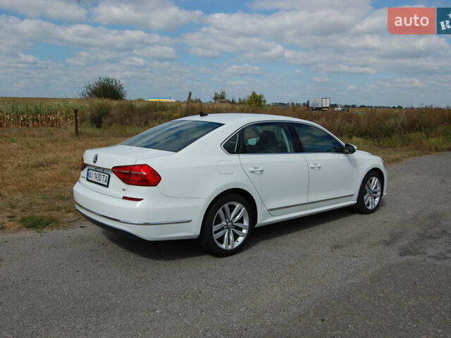 Белый Фольксваген Пассат, объемом двигателя 1.8 л и пробегом 123 тыс. км за 16000 $, фото 4 на Automoto.ua