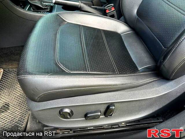 Белый Фольксваген Пассат, объемом двигателя 1.8 л и пробегом 94 тыс. км за 13000 $, фото 10 на Automoto.ua