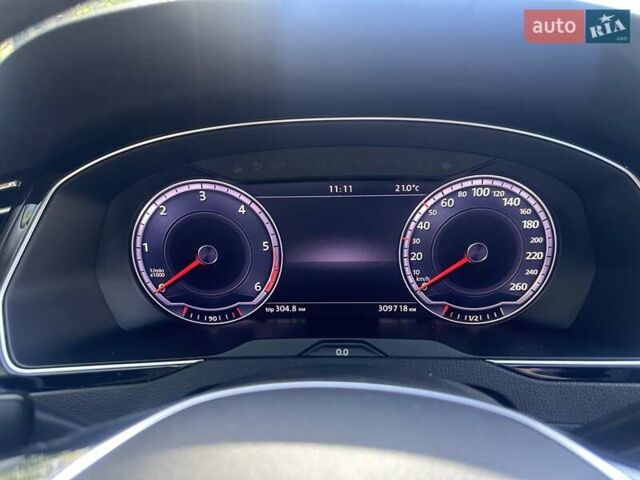 Белый Фольксваген Пассат, объемом двигателя 1.97 л и пробегом 309 тыс. км за 16500 $, фото 11 на Automoto.ua