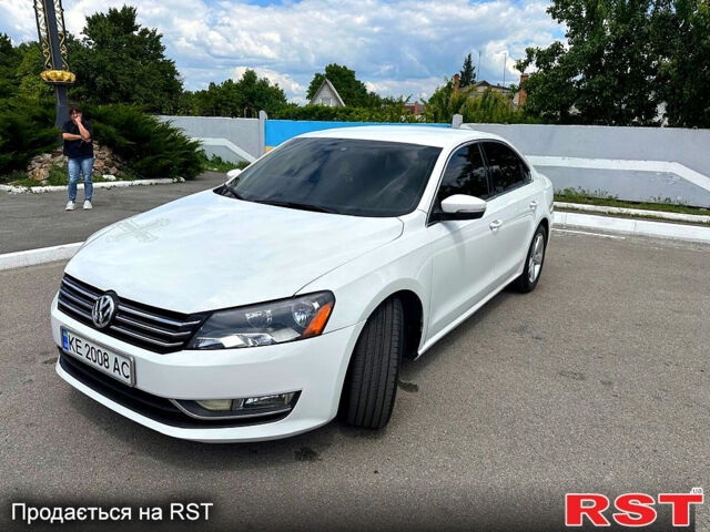 Белый Фольксваген Пассат, объемом двигателя 1.8 л и пробегом 94 тыс. км за 13000 $, фото 1 на Automoto.ua