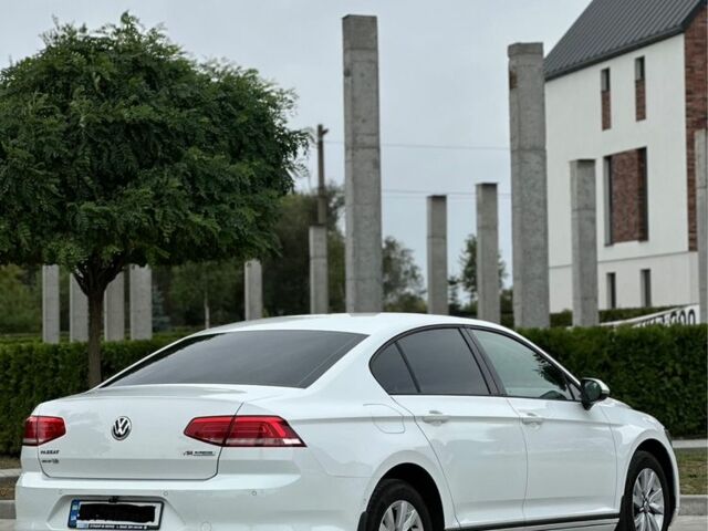 Фольксваген Пассат 2015 в Черкассах на Automoto.ua Белый Фольксваген Пассат, объемом двигателя 1.4 л и пробегом 149 тыс. км за 14750 $, фото 6 на Automoto.ua