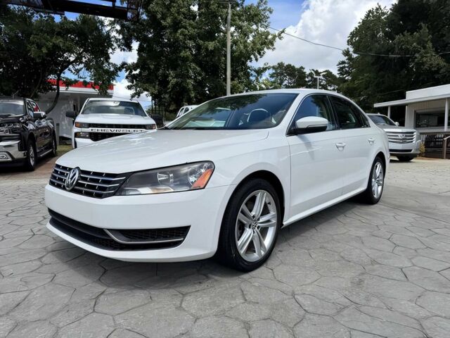 Белый Фольксваген Пассат, объемом двигателя 2 л и пробегом 80 тыс. км за 11000 $, фото 2 на Automoto.ua