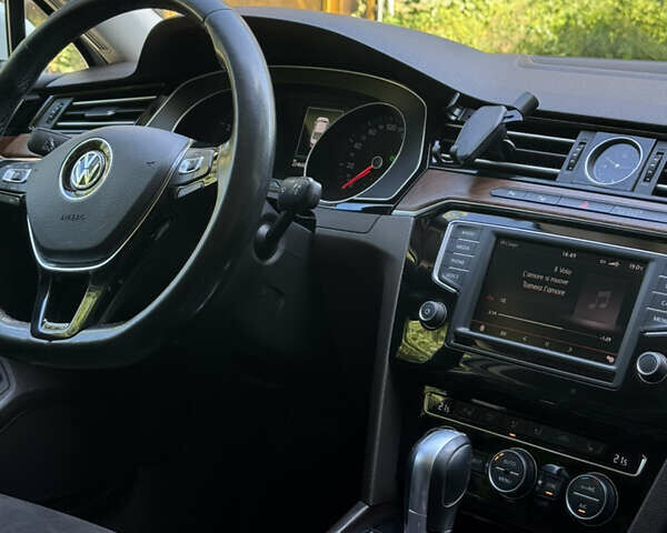 Білий Фольксваген Пассат, об'ємом двигуна 1.8 л та пробігом 225 тис. км за 16500 $, фото 14 на Automoto.ua