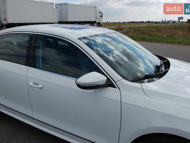 Белый Фольксваген Пассат, объемом двигателя 1.8 л и пробегом 123 тыс. км за 16000 $, фото 11 на Automoto.ua