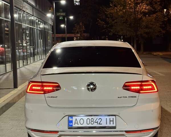 Белый Фольксваген Пассат, объемом двигателя 1.97 л и пробегом 261 тыс. км за 16600 $, фото 5 на Automoto.ua