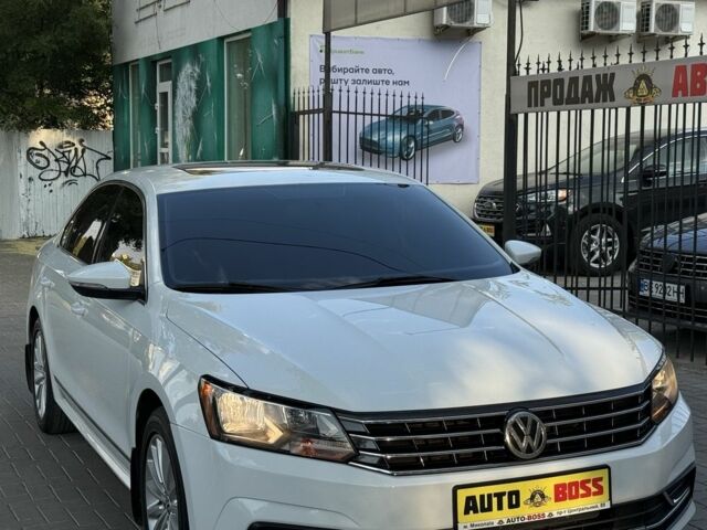 Белый Фольксваген Пассат, объемом двигателя 1.8 л и пробегом 204 тыс. км за 11700 $, фото 8 на Automoto.ua