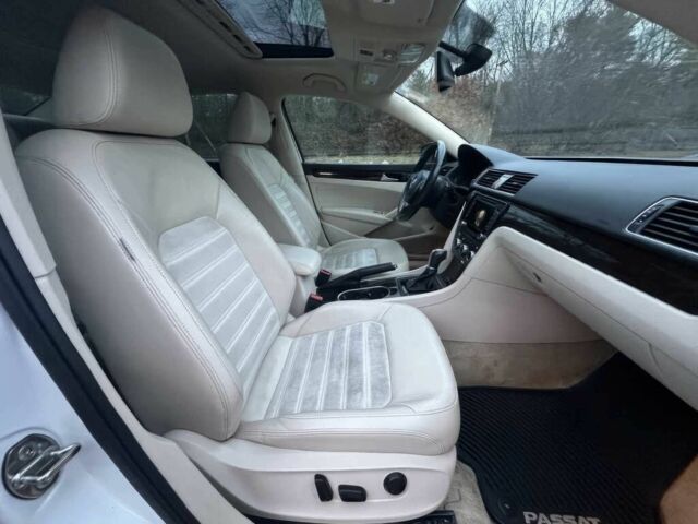 Белый Фольксваген Пассат, объемом двигателя 1.8 л и пробегом 80 тыс. км за 7400 $, фото 8 на Automoto.ua