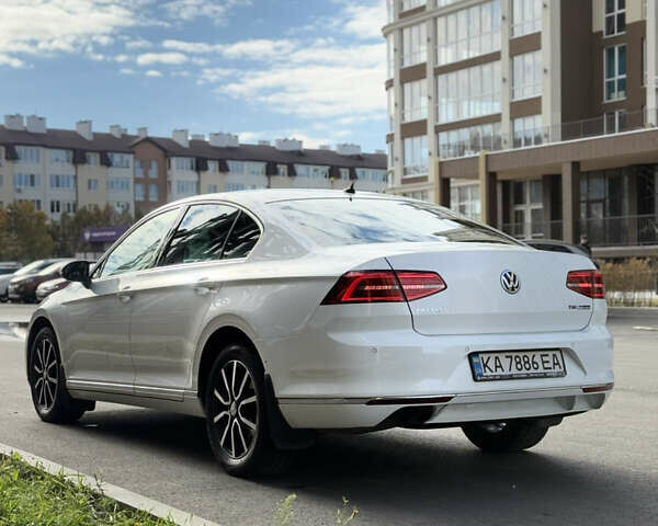 Белый Фольксваген Пассат, объемом двигателя 1.8 л и пробегом 126 тыс. км за 17000 $, фото 10 на Automoto.ua