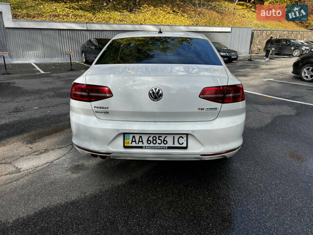 Білий Фольксваген Пассат, об'ємом двигуна 1.8 л та пробігом 170 тис. км за 15500 $, фото 3 на Automoto.ua