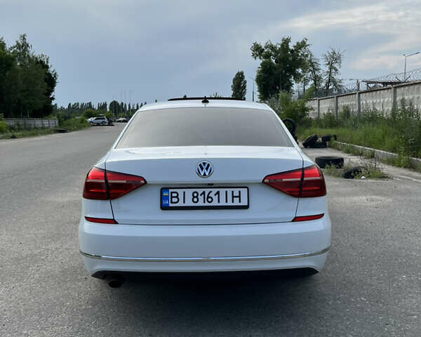 Белый Фольксваген Пассат, объемом двигателя 1.8 л и пробегом 297 тыс. км за 11800 $, фото 3 на Automoto.ua