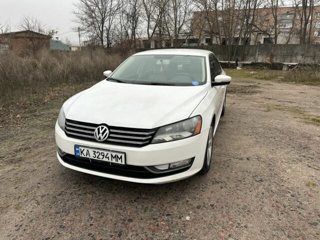 Белый Фольксваген Пассат, объемом двигателя 1.8 л и пробегом 210 тыс. км за 7500 $, фото 3 на Automoto.ua