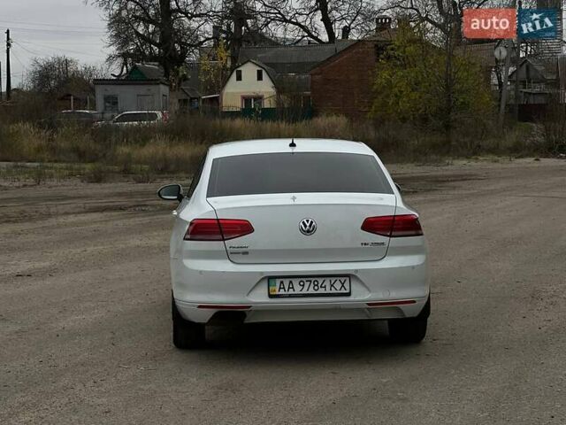 Білий Фольксваген Пассат, об'ємом двигуна 1.8 л та пробігом 147 тис. км за 12700 $, фото 5 на Automoto.ua