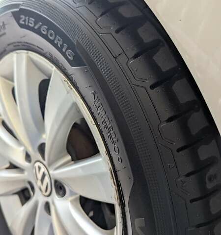 Белый Фольксваген Пассат, объемом двигателя 1.8 л и пробегом 182 тыс. км за 11350 $, фото 27 на Automoto.ua