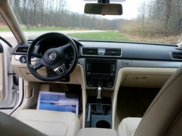 Білий Фольксваген Пассат, об'ємом двигуна 1.8 л та пробігом 71 тис. км за 5040 $, фото 8 на Automoto.ua