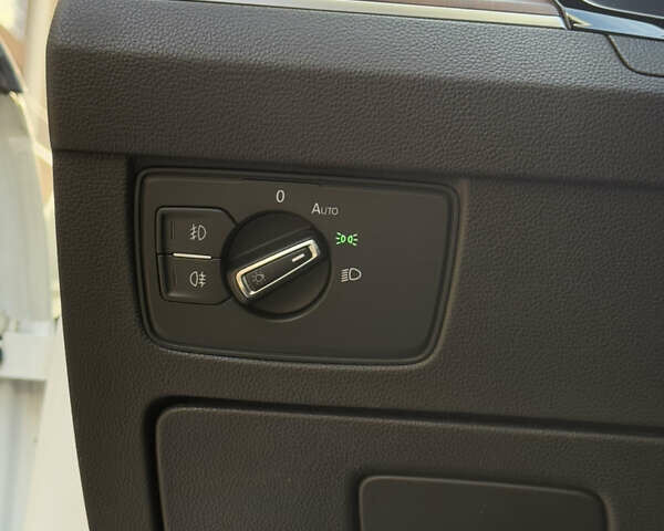 Белый Фольксваген Пассат, объемом двигателя 1.8 л и пробегом 126 тыс. км за 17000 $, фото 20 на Automoto.ua