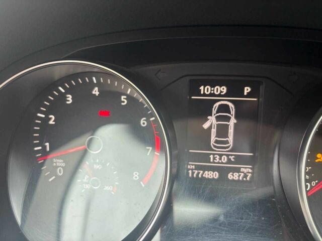 Білий Фольксваген Пассат, об'ємом двигуна 0 л та пробігом 177 тис. км за 11675 $, фото 6 на Automoto.ua