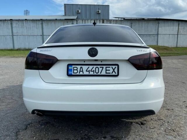Фольксваген Пассат 2015 в Александрие на Automoto.ua Белый Фольксваген Пассат, объемом двигателя 0 л и пробегом 186 тыс. км за 11700 $, фото 1 на Automoto.ua