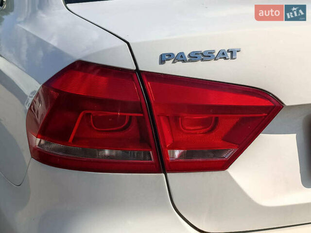 Белый Фольксваген Пассат, объемом двигателя 2 л и пробегом 232 тыс. км за 10990 $, фото 9 на Automoto.ua