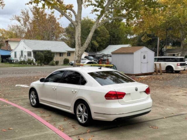 Білий Фольксваген Пассат, об'ємом двигуна 1.8 л та пробігом 76 тис. км за 11500 $, фото 6 на Automoto.ua